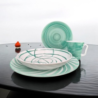 Zestaw porcelany ręcznie malowany Jadeid dla 1 osoby 4 - el